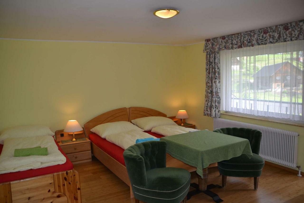 Pension Edelweiss Top21 Gosau Exterior photo